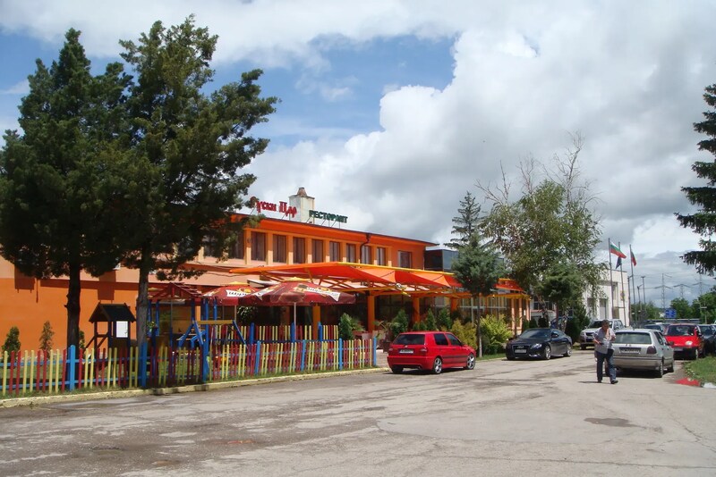 Hotel Russian Tsar, village of Razboyna