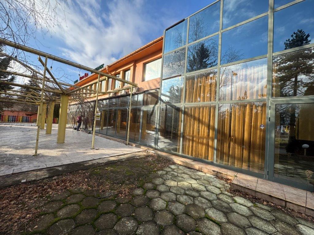 Hotel Russian Tsar, village of Razboyna