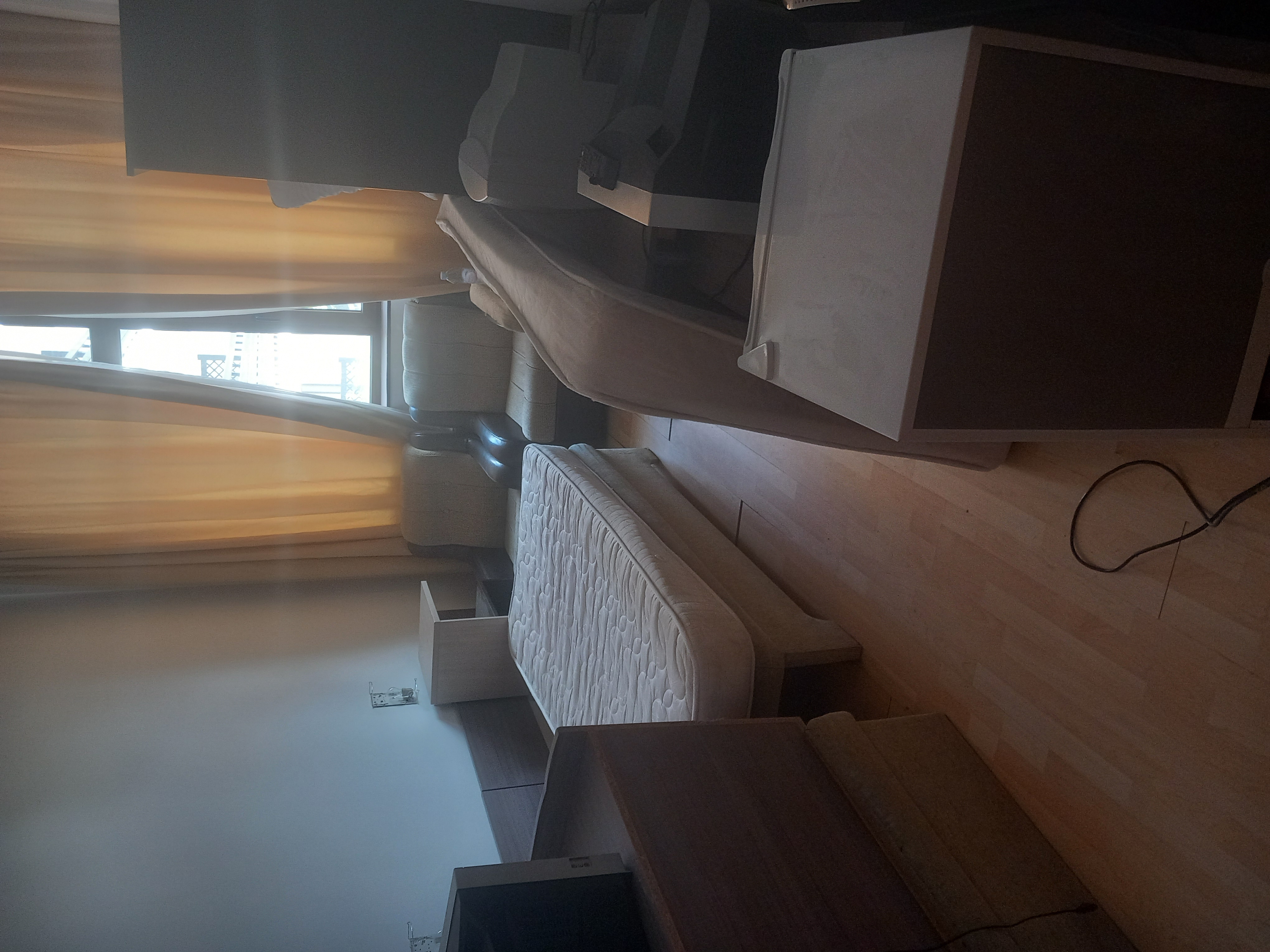 Apartment No. 13, Mountain Paradise Hotel