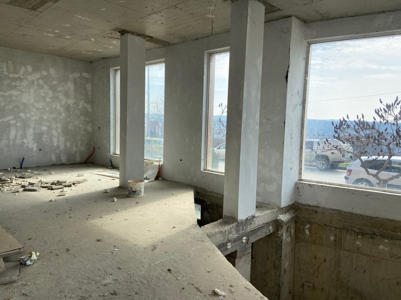 Commercial property in "Druzhba" residential area